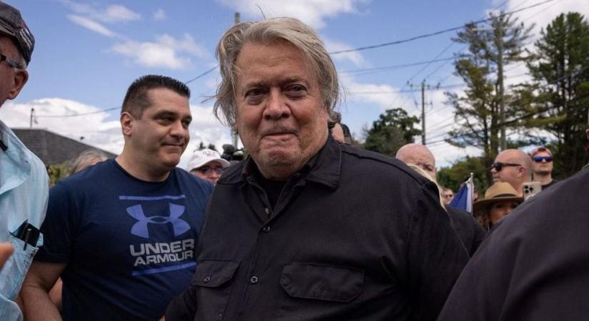 „Haldoklik a régi politika” – figyelmeztet Steve Bannon