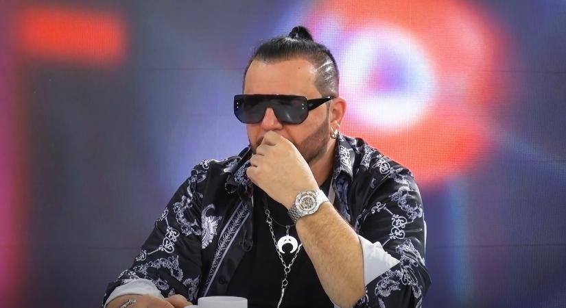 Kozso Velencében keresett menedéket a hőség elől