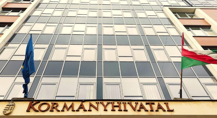 Fontos változás a szegedi kormányablaknál: mostantól tovább marad nyitva