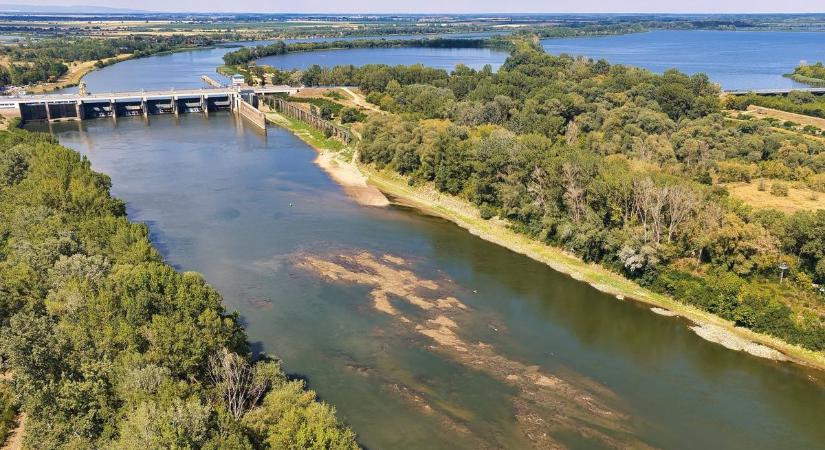 Elfogyóban a Tisza? Minden eddiginél alacsonyabb vízszintet mértek