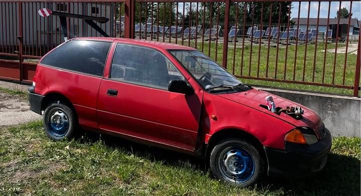 Véresnyakú magyar Suzuki eladó a sufnituning poklából
