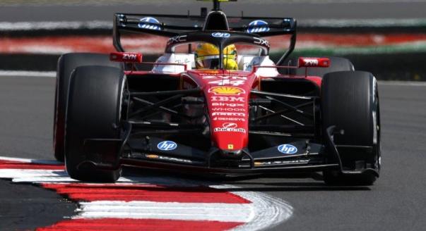 Hamilton az F1-es Brit Nagydíj sprintpole-jában