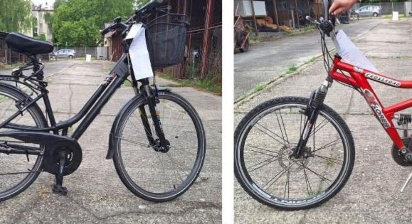 Négy bicaj tulajdonosát is keresik a rendőrök, megtalálták az ellopott kerékpárokat - Fotó