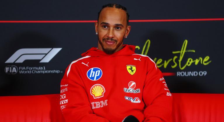 Lewis Hamilton indulhat az élről a sprintfutamon a Brit Nagydíjon