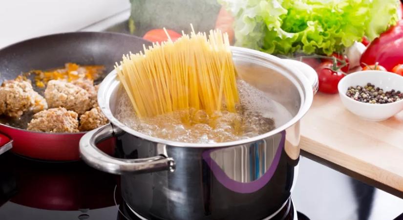 Elfelejtheted az összetapadt tésztát: ezt az egy hibát követik el a legtöbben főzés közben