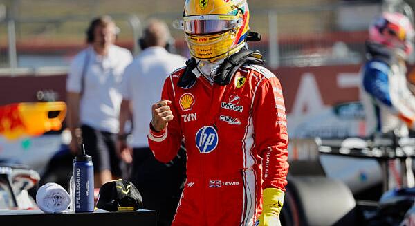 Hamilton indul az élről a Brit Nagydíj sprintfutamán