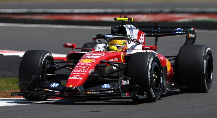 Váratlan fordulat a Forma-1-ben: csodát tesz otthon Lewis Hamilton?