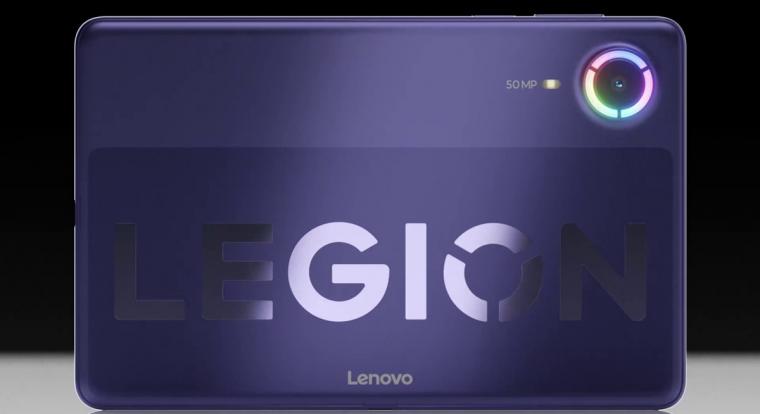 RGB-fényekkel jön a Lenovo új miniatűr gamertabletje