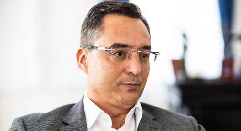 „Milyen kis megengedő lettél hirtelen” – Magyar Péter beszólt Papp Lászlónak a debreceni tüntetés után