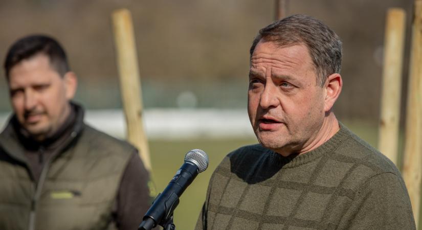 Újabb pozícióját vesztette el Guller Zoltán