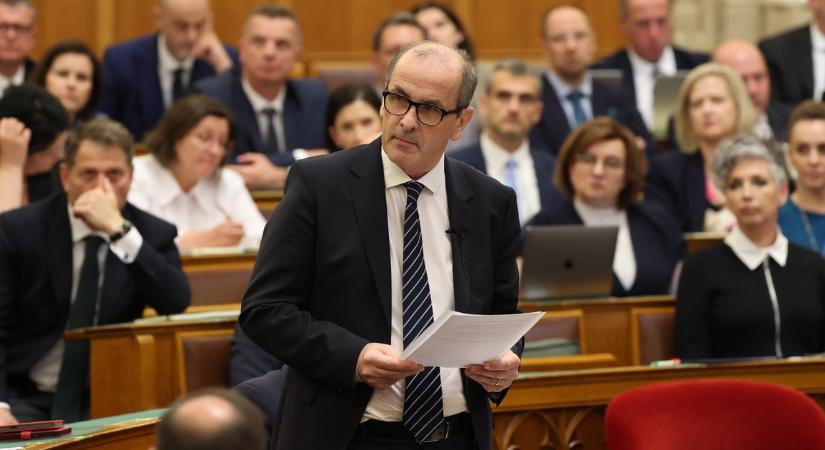 Feljelentést tett az egészségügyi miniszter a Borsod vármegyei kórház és a Medcenter Kft. ügyében