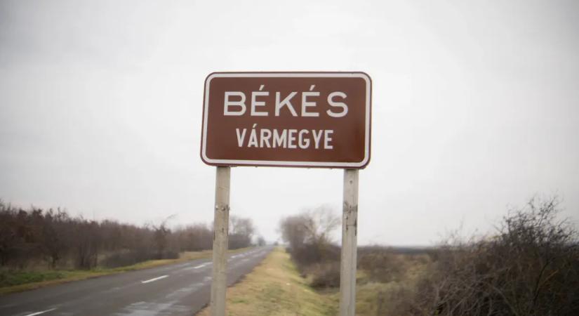 Magyar Péter hiába reménykedett, nincsenek már meg a régi megyetáblák