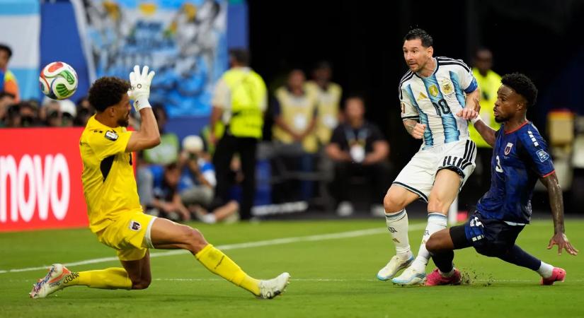 Videó: a passz, a levétel, a lövés – senkit sem lep meg, de Messi megint betalált