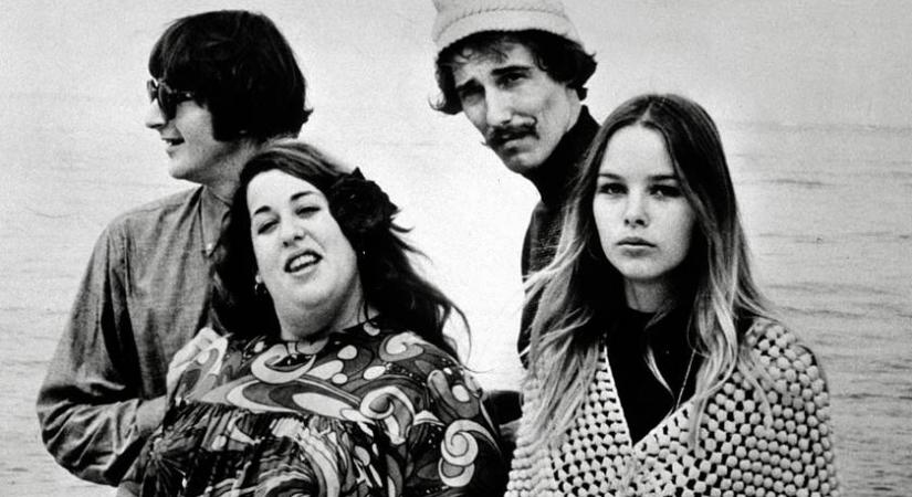 A The Mamas & the Papas gyönyörű szőke énekesnője ma: Michelle Phillips 82 évesen is lenyűgözően néz ki
