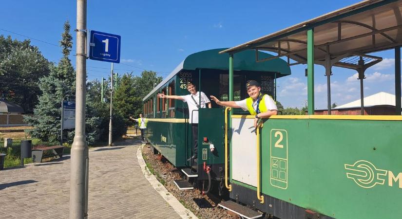 Gyermekvasutasok a Balatonnál - elrajtolt a nyári szolgálat - fotók