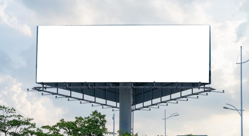 Nem csak Budapesten, hanem vidéki nagyvárosokban is jön a plakátstop