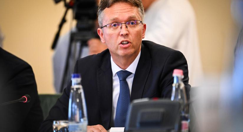 Itt a lista, ezeknek a szervezeteknek ítélt meg összesen 400 millió forintot Hankó Balázs az NKA-ból