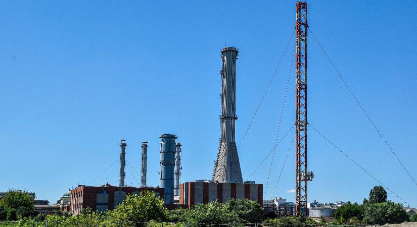 Ikonikus, 146 méteres budapesti építményt bontanak le