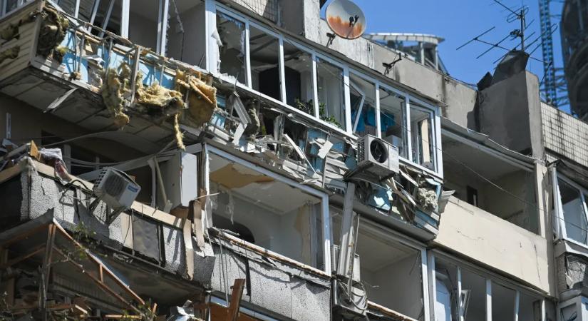 Megsorozta Ukrajna drónokkal Oroszországot, Szentpétervárt is találat érte
