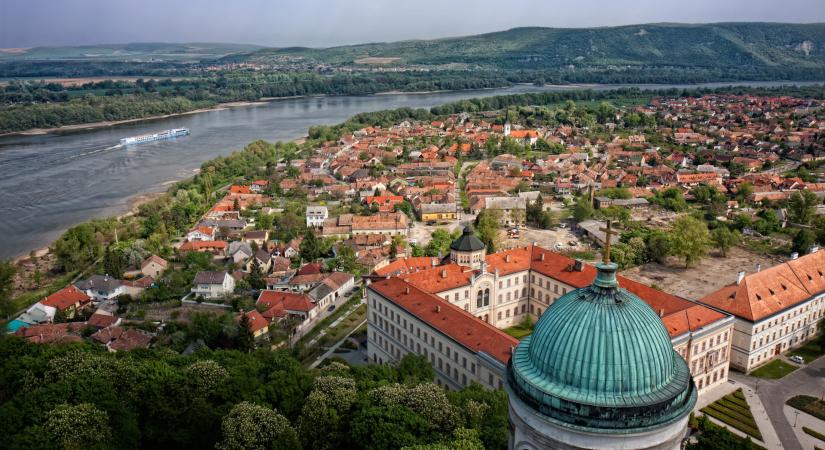A csőd szélére sodródott egy magyar település