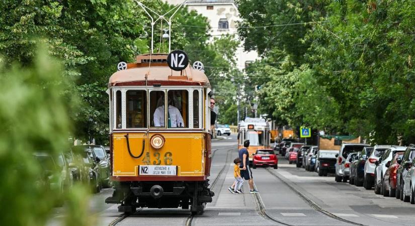 Júliusban is közlekednek a budapesti nosztalgiajáratok