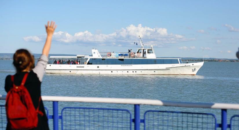 Hajózna a Balatonon? Keresővel igazodhat el a bővített főszezoni menetrendben