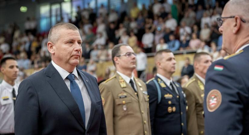 Ruszin-Szendi Romulusz szombati bejelentése – fontos adatokat közölt a honvédelmi miniszter a hőség után