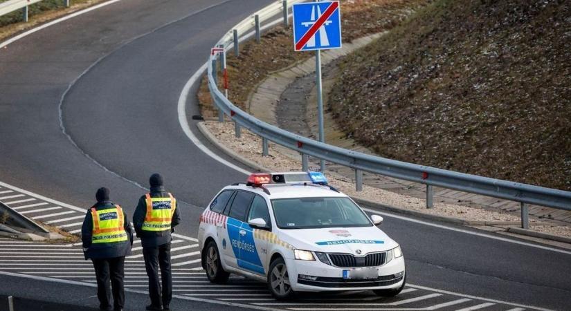Baleset miatt leterelik a forgalmat az M3-as autópályáról