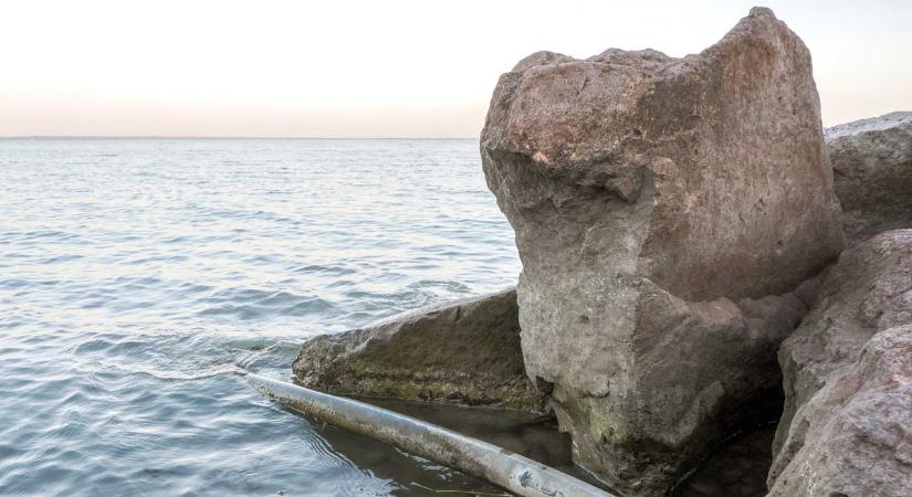 Tovább csökken a Balaton vízszintje, megnéztük a friss adatokat