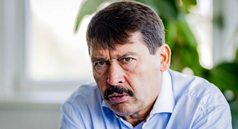 Áder János bizonyítékokat kért, Magyar Péter tételesen felsorolta a volt köztársasági elnök juttatásait