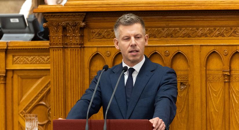 Magyar Péter megszólalt az alkotmánymódosításról, a rendszerváltás óta először történik ilyen az országban
