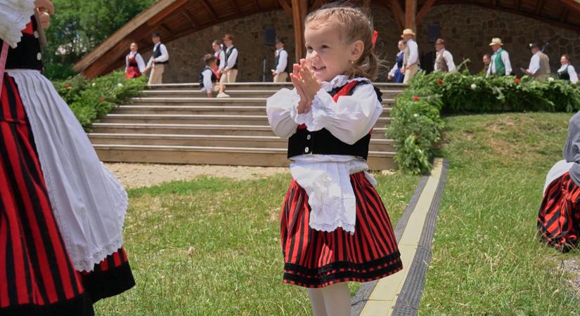 Ezer Székely Leány Napja: „a népviselet nem csupán ruha, hanem az egyik legfontosabb jelkép”