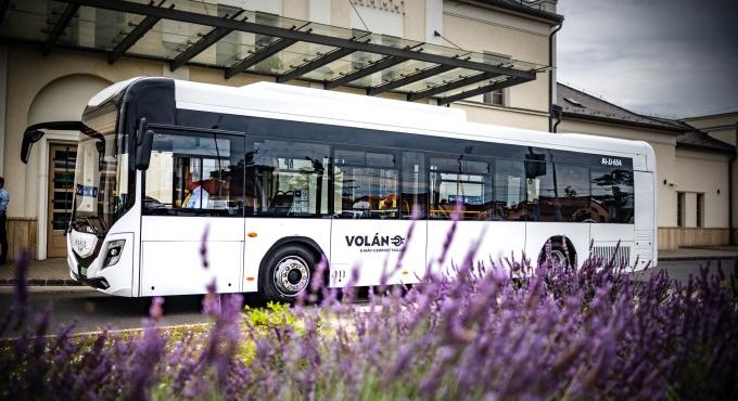 Ennyi szén-dioxid-kibocsátást takarított meg egy év alatt a hajdúszoboszlói elektromos busz