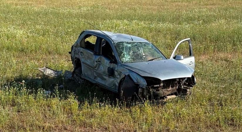 Baleset történt Noszlop és Bakonygyepes között, mentőhelikopter érkezett a helyszínre