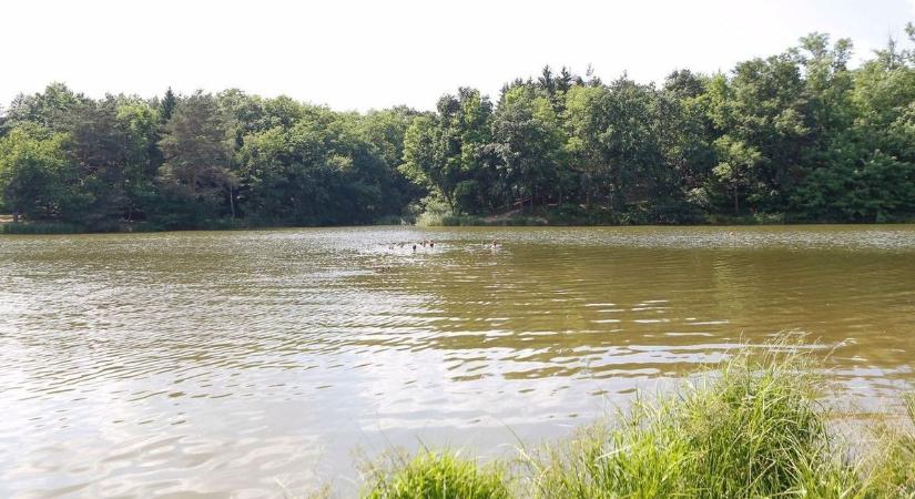 Lezárták a kedvelt strandot, fertőzést okozhat a víz
