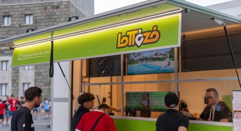 Kihúzták az ötös lottó nyerőszámait, valaki a jokeren több mint 428 millió forintot vitt el