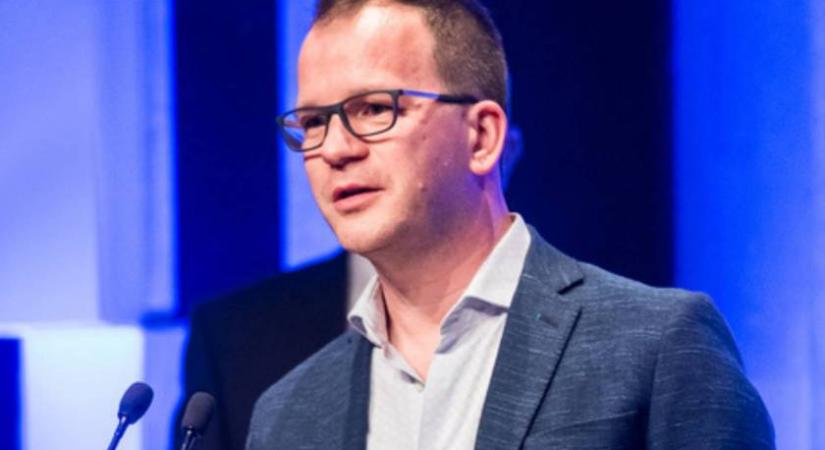 Íme Balogh Petya ritkán látott felesége: a Cápák között sztárja rajongásig szereti Máriát