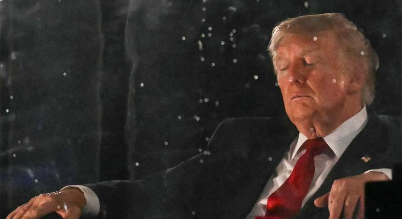 Dermesztő üzenetet küldött Trump Európának július negyedikén