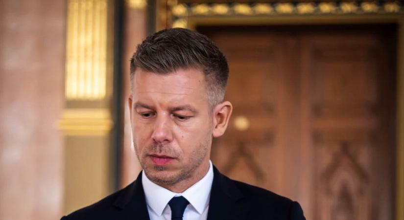 Magyar Péter és Gulyás Gergely a parlamenten kívül is összecsapott – ez lett a vége