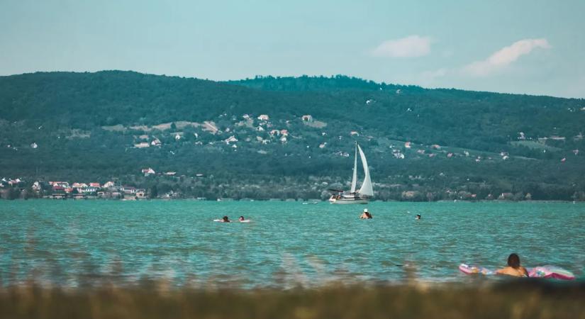 Tovább bonyolódik a Balatonba fulladt férfi ügye: nyom nélkül eltűnt a szemtanú