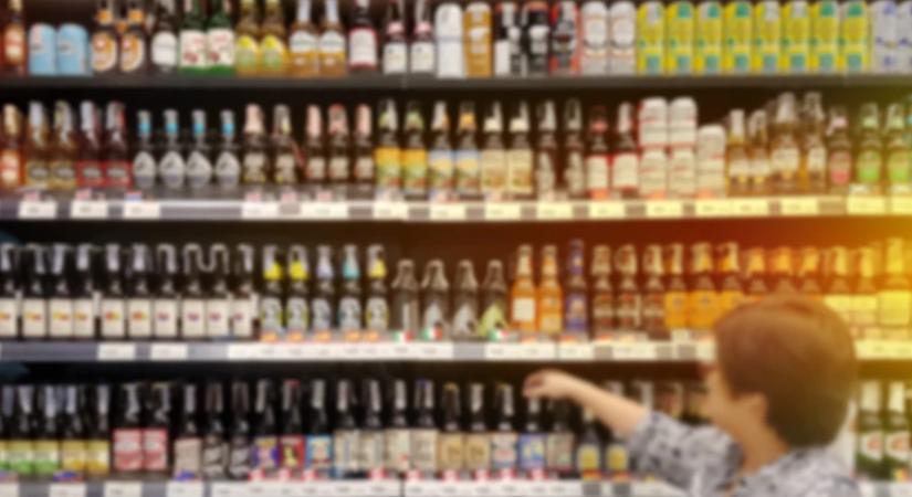 Éjszakai szesztilalmat vezethetnek be Splitben a rendbontások miatt
