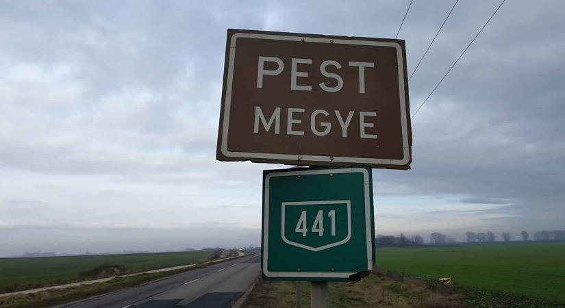 Nem csak táblákon, 180 törvényben is ki kell cserélni a vármegye szót