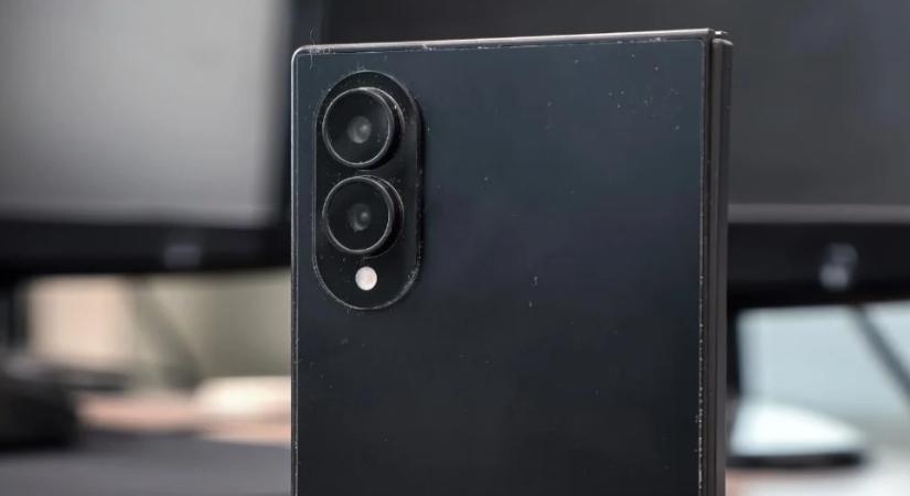 Csekkoljátok feketében a széles Samsung Galaxy Z Fold 8-at