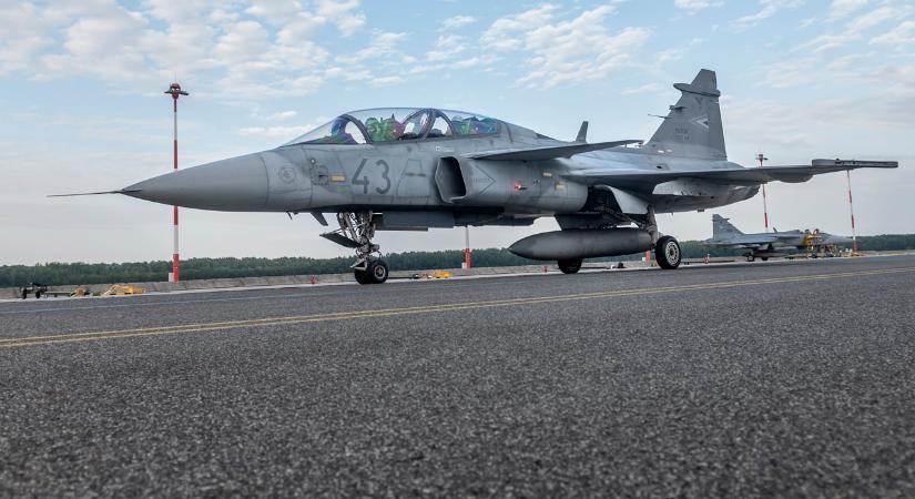 Azonnal felszálltak a magyar Gripenek – kiderült, miért riasztották a vadászgépeket