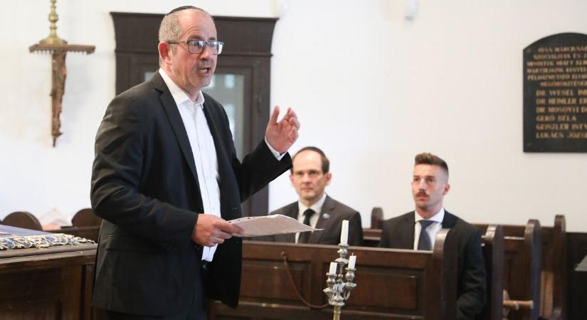 A múlt súlya, a jelen felelőssége - a szombathelyi zsidóság deportálásának 82. évfordulójára emlékeztek (galéria)