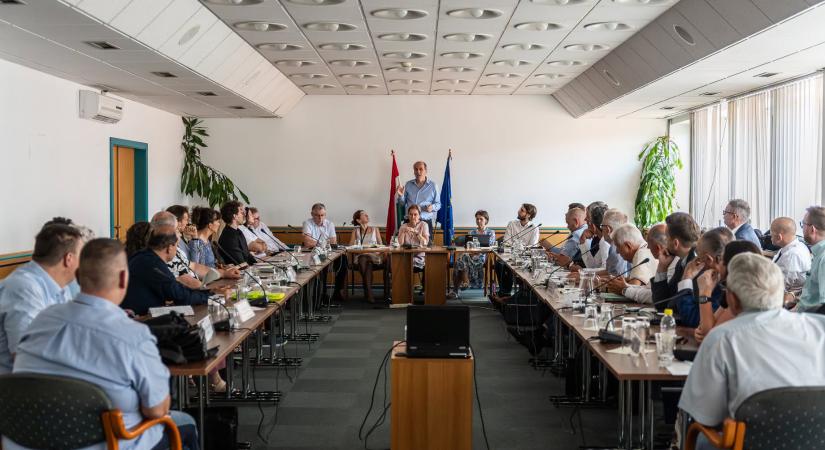 Kerekasztalokon készíti elő az egészségügy reformját a minisztérium