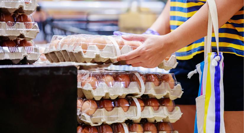 Ezért nincs hűtőben a tojás a boltokban