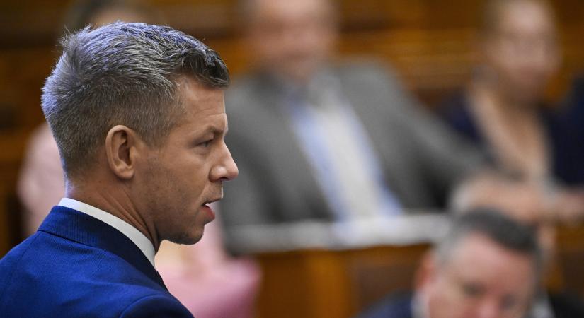 Magyar Péter kivételes okok miatt hagyja ki a hét eleji parlamenti üléseket