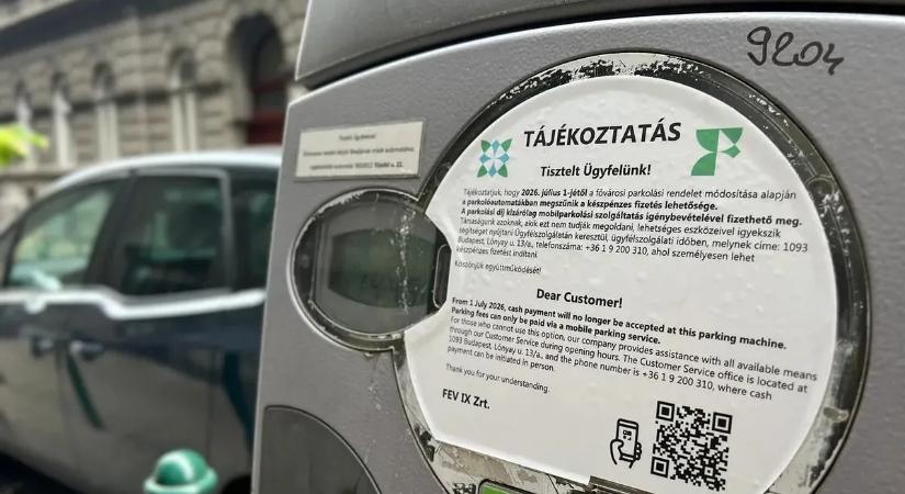 Hiába alkotmányos jog a készpénzhasználat, a parkolásnál nem veszik figyelembe