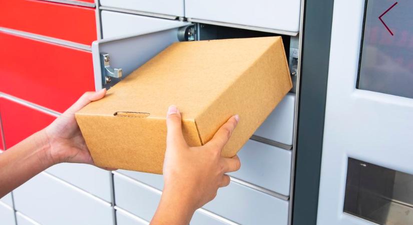 Egyesült a Foxpost és a Packeta: így változik a csomagfeladás